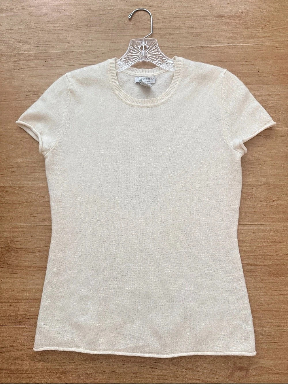 Tweed's Cashmere Crewneck Size Medium Like New
